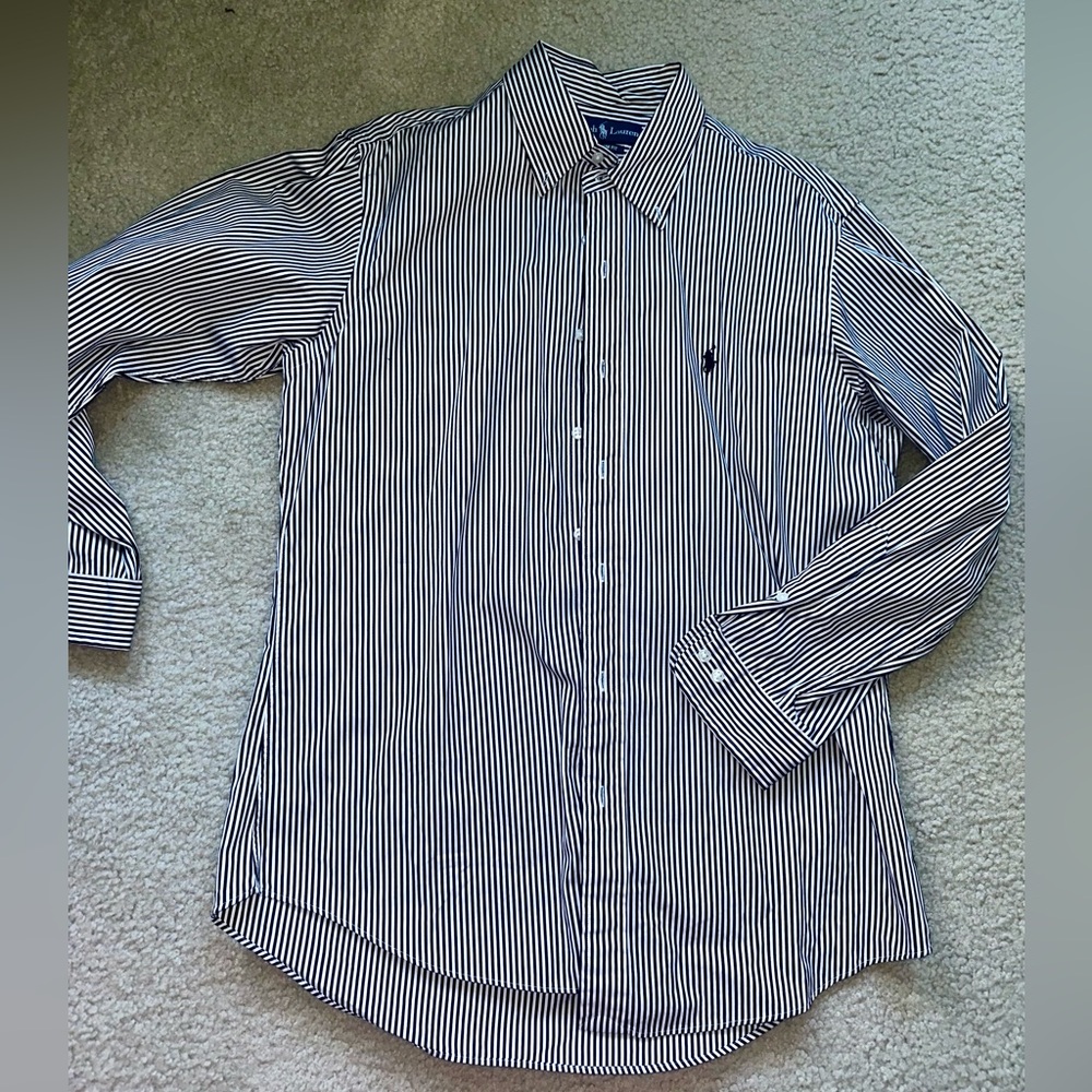 Men’s Ralph Lauren buttondown shirt